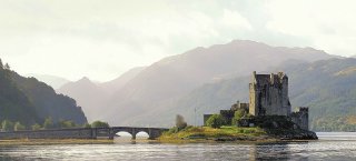 eileen-donan-from-dornie-harbour-scotland_1